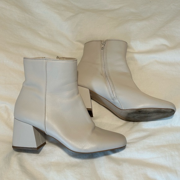 Steve Madden Block Heels - 9.5 - Picture 2 of 6